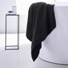 Serviette de toilette TODAY Essential Maxi 90 x 150 cm Noir
